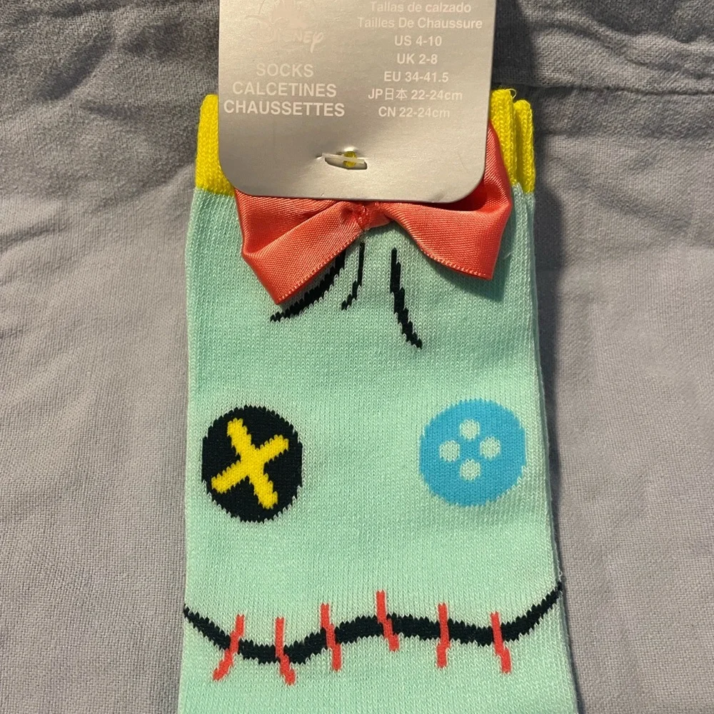 NEW Walt Disney‎ Parks - Lilo & Stitch - Scrump Socks in Size 4-10